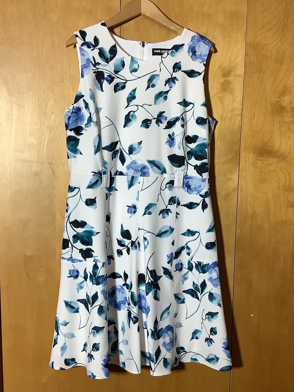 Karl Lagerfeld white sleeveless dress with blue floral pattern, size 14